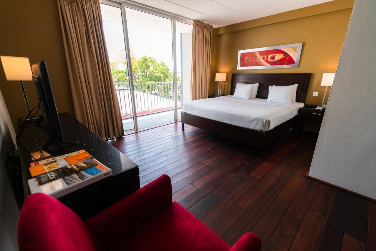 Radisson Hotel Paramaribo Bagian luar foto